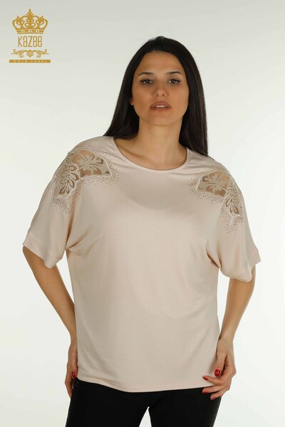 Bluză de damă cu ridicata - Detaliat pe umeri - Pudra - 79527 | KAZEE - Thumbnail