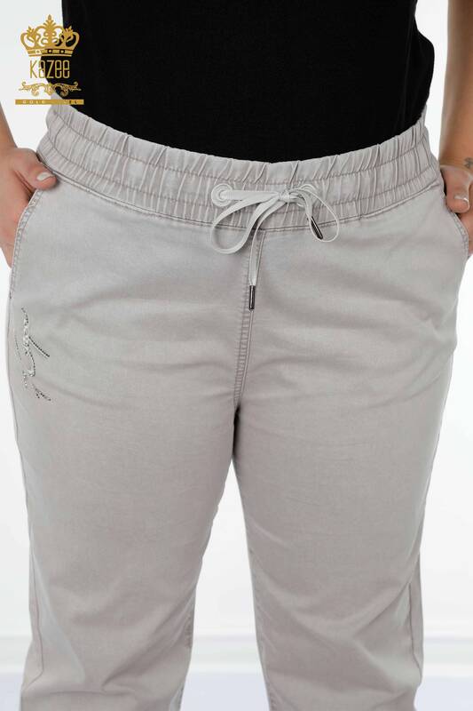 Pantaloni cu talie elastică pentru femei Kazee Written Gri deschis - 3502 | KAZEE