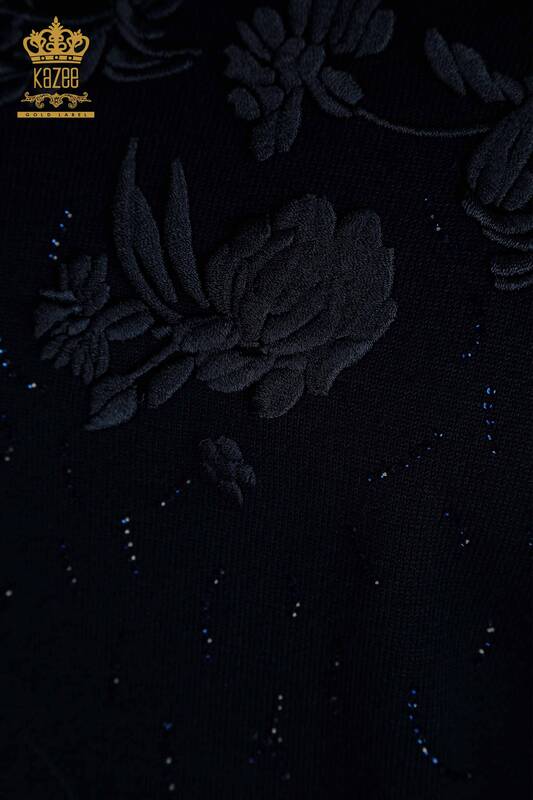 Pulover de tricotaj pentru femei - cu broderie florală - bleumarin - 16849 | KAZEE