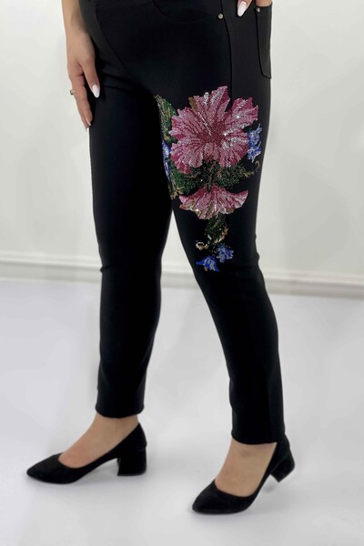Pantaloni de damă cu ridicata cu detaliu flori brodate cu piatră - 3450 | kazee - Thumbnail