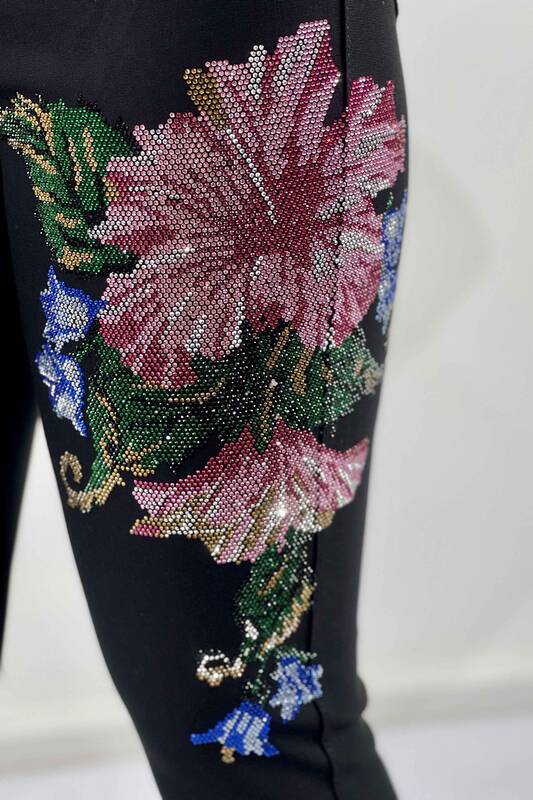 Pantaloni de damă cu ridicata cu detaliu flori brodate cu piatră - 3450 | kazee