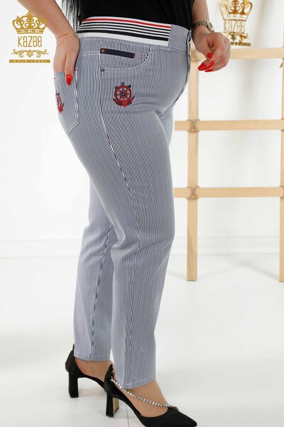 Pantaloni de damă cu ridicata cu buzunar în dungi cu model bleumarin - 3694 | KAZEE - Thumbnail