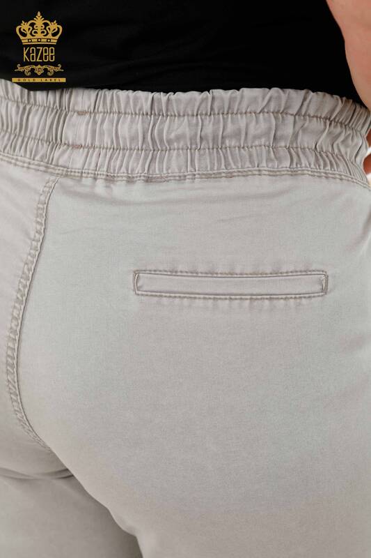 Pantaloni en-gros de damă cu buzunar bej - 3673 | KAZEE