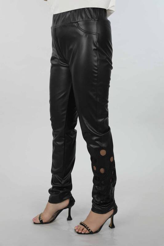 Pantaloni de piele cu detaliu rotund pentru femei - 3382 | kazee