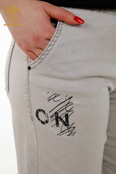 Pantaloni de damă cu ridicata cu talie elastică gri deschis - 3675 | KAZEE - 6