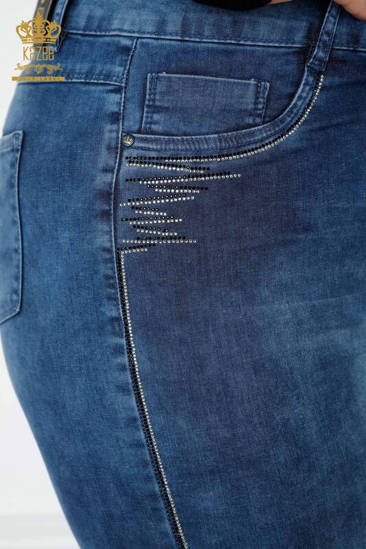 Pantaloni de blugi de damă cu ridicata albastru cu broderie de piatră cu dungi - 3566 | KAZEE