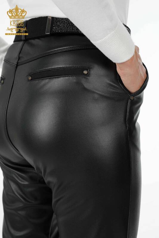 Pantaloni en-gros din piele de damă cu logo Kazee cu brâu brodat cu piatră - 3375 | KAZEE