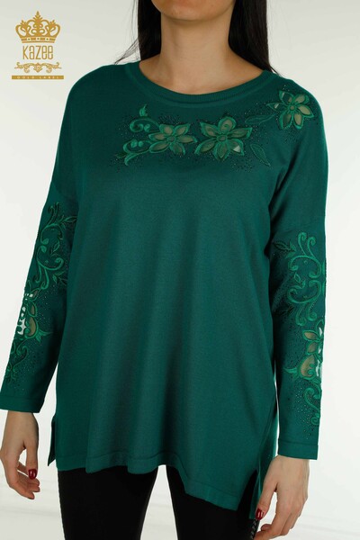 Pulover de tricotaj pentru femei cu ridicata - Brodat floral - Verde - 30527 | KAZEE - Thumbnail