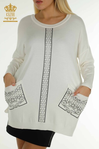 Pulover de tricotaje pentru femei cu ridicata - brodat cu piatra - Ecru - 30601 | KAZEE - Thumbnail