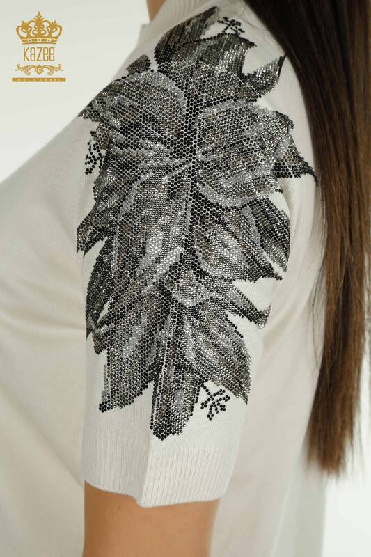 Pulover de tricotaje pentru femei cu ridicata - Brodat cu piatra - Ecru - 30674 | KAZEE