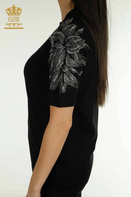 Pulover de tricotaj pentru femei - cu piatra brodata - negru - 30674 | KAZEE