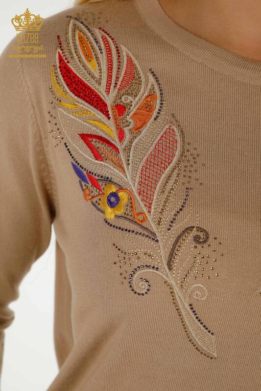 Pulover de tricotaje de damă cu ridicata - Broderie colorată - Bej - 30147 | KAZEE