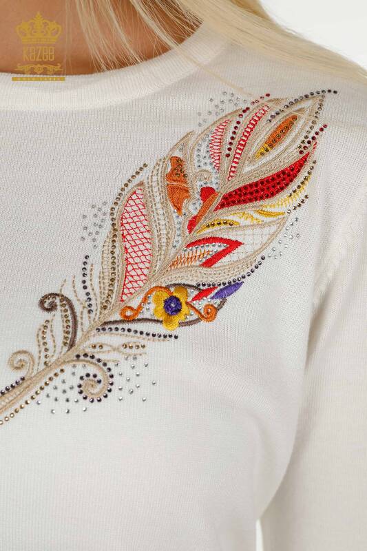 Pulover de tricotaje de damă cu ridicata - Broderie colorată - Ecru - 30147 | KAZEE