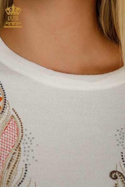 Pulover de tricotaje de damă cu ridicata - Broderie colorată - Ecru - 30147 | KAZEE - Thumbnail