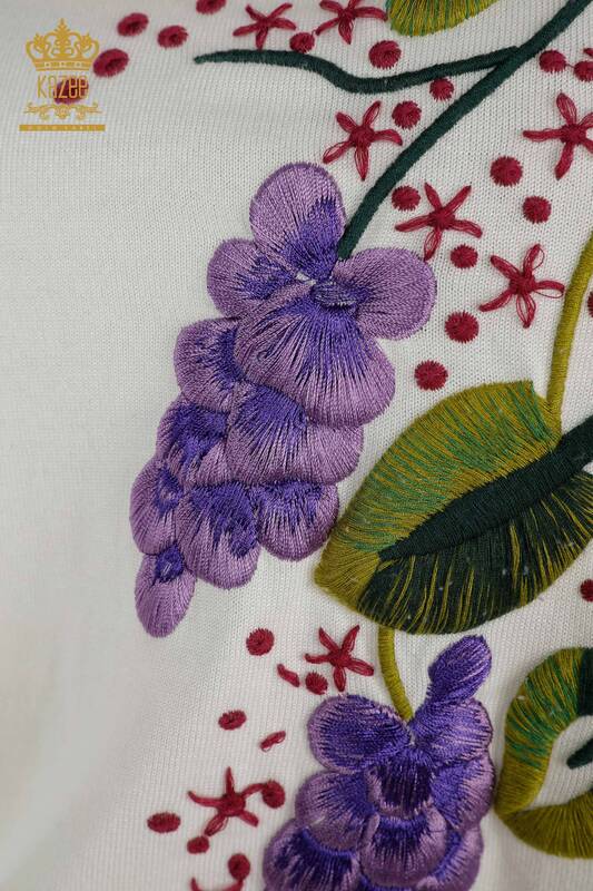 Pulover de tricotaj de damă cu ridicata - Colorat Brodat floral - Ecru - 16934 | KAZEE