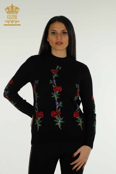 Pulover de tricotaj pentru femei - cu model trandafir - negru - 16285 | KAZEE - Thumbnail