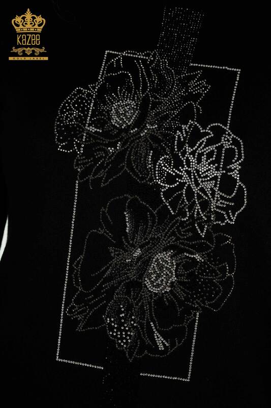 Pulover de tricotaj pentru femei - Cu broderie florală - negru - 30614 | KAZEE