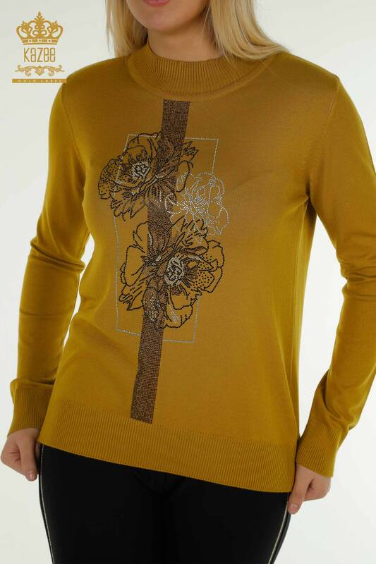 Pulover de tricotaje pentru femei cu ridicata - Brodat floral - Mustar - 30614 | KAZEE