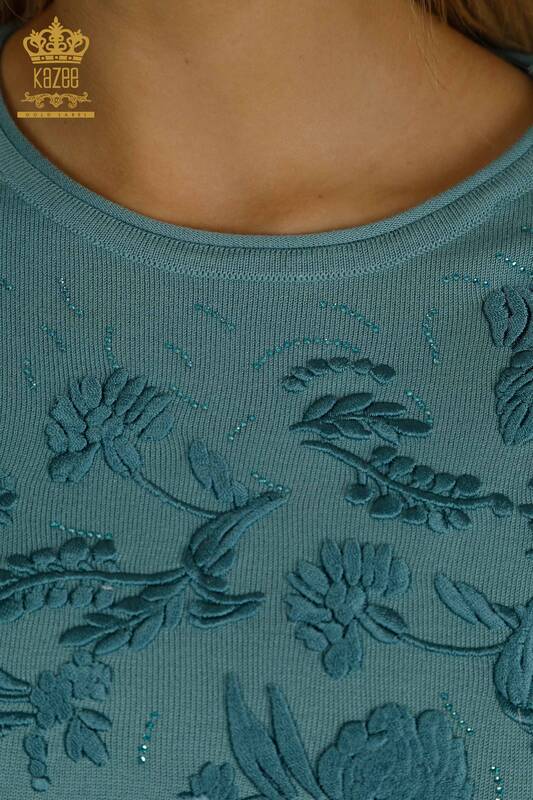 Pulover de tricot pentru femei - cu broderie florală - mentă - 16849 | KAZEE