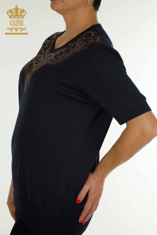 Tricotaj de damă cu ridicata Pulover Leopard Pietre Brodat Bleumarin - 30329 | KAZEE