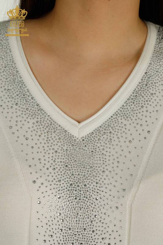 Pulover de tricotaj pentru femei cu ridicata - Brodat cu piatra - Ecru - 30761 | KAZEE