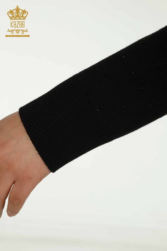 Pulover de tricotaj pentru femei - cu piatra brodata - negru - 30677 | KAZEE