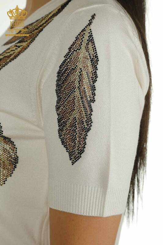Pulover de tricotaje de damă cu ridicata - Model cu frunze - Ecru - 30477 | KAZEE