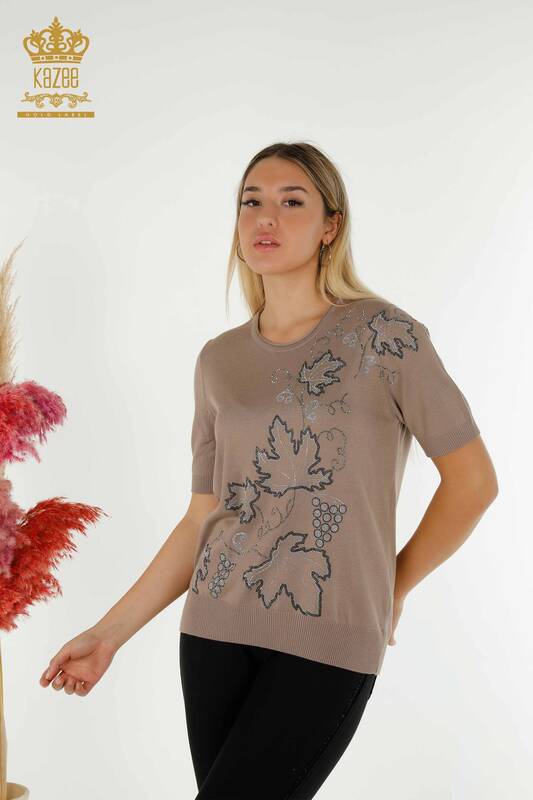 Pulover de tricotaje pentru femei cu ridicata - Broderie cu frunze - nurca - 30654 | KAZEE