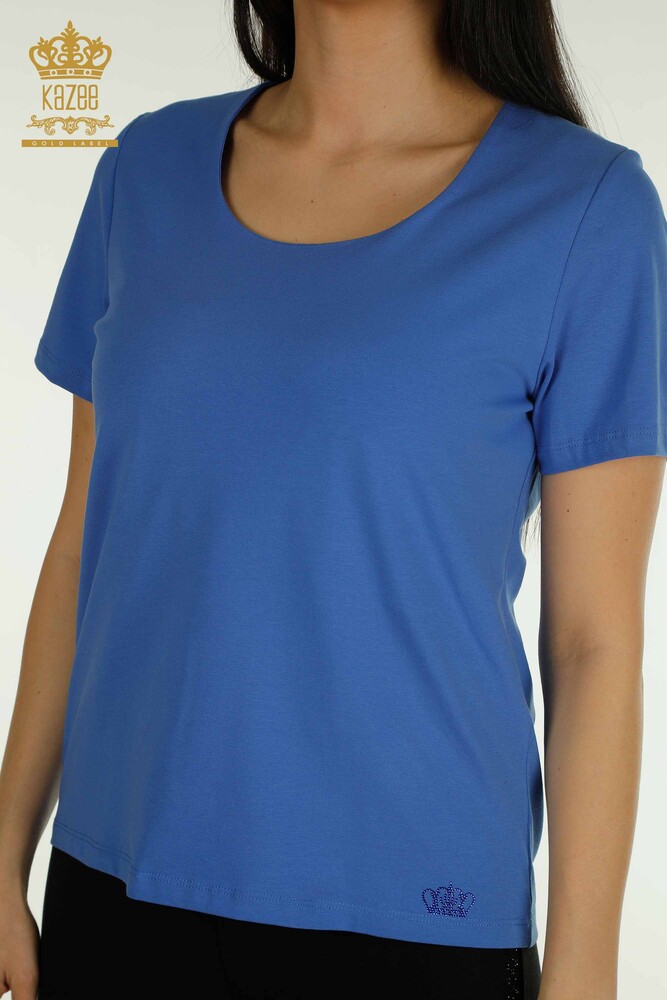 فروش عمده بلوز زنانه - دارای لوگو - ساکس - 79560 | KAZEE - 2