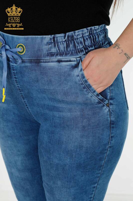 فروش عمده شلوار جین زنانه - طرح آناناسی - آبی - 3692 | KAZEE
