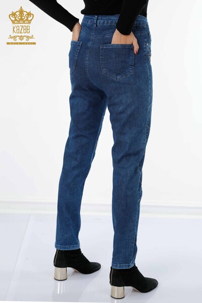 فروش عمده شلوار جین زنانه - رنگارنگ - سنگ دوزی - جزییات جیبی - 3552 | KAZEE - Thumbnail