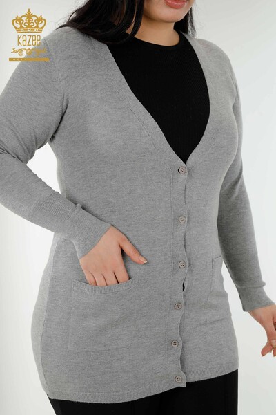 فروش عمده لباس بافتنی زنانه ژاکت کش باف پشمی دکمه دار طوسی - 15803 | KAZEE - Thumbnail