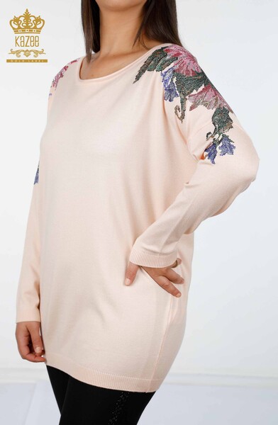 فروش عمده لباس بافتنی زنانه - شانه - ریزه کاری گلدار - یقه خدمه - 16572 | KAZEE - Thumbnail