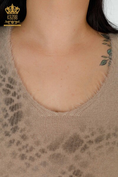 عمده فروشی ژاکت بافتنی زنانه انگورا طرح بژ - 18980 / کازی - 3