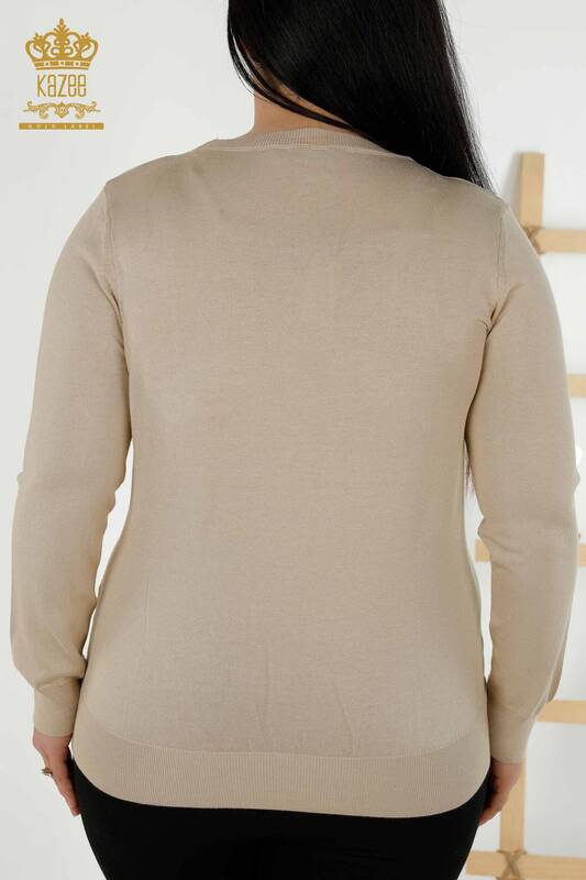 فروش عمده ژاکت بافتنی زنانه پایه لوگوی بژ روشن - 30213 | KAZEE