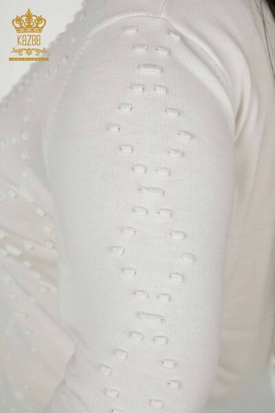 فروش عمده ژاکت بافتنی زنانه - یقه خدمه - Ecru - 30408 ​​| KAZEE - 6