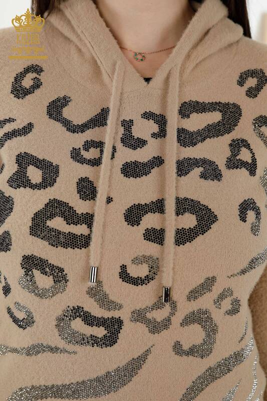 فروش عمده ژاکت بافتنی زنانه - پلنگی - سنگ دوزی - بژ - 40004 | KAZEE