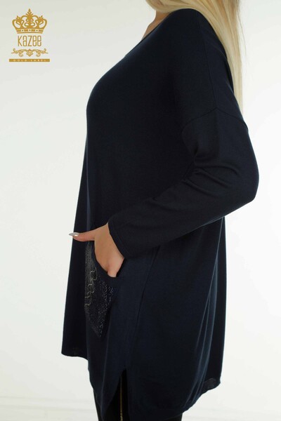 فروش عمده ژاکت بافتنی زنانه - جزییات جیبی - آبی سرمه ای - 30622 | KAZEE - Thumbnail
