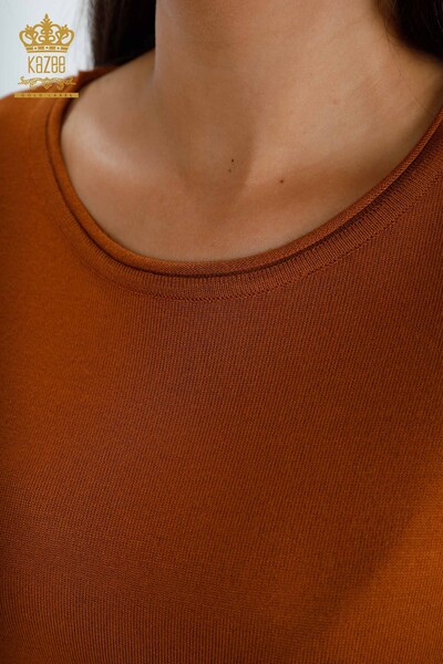 فروش عمده ژاکت بافتنی زنانه لوگو یقه خدمه آستین کوتاه - 15943 | KAZEE - Thumbnail