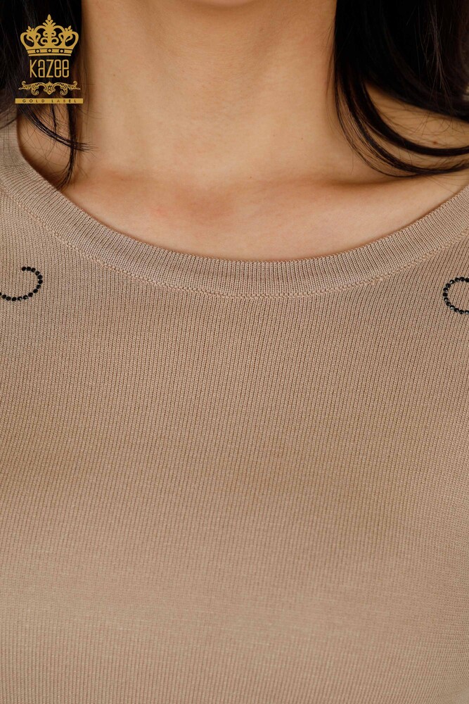 فروش عمده ژاکت بافتنی زنانه - گلدوزی روی شانه - بژ - 30188 | KAZEE - 3