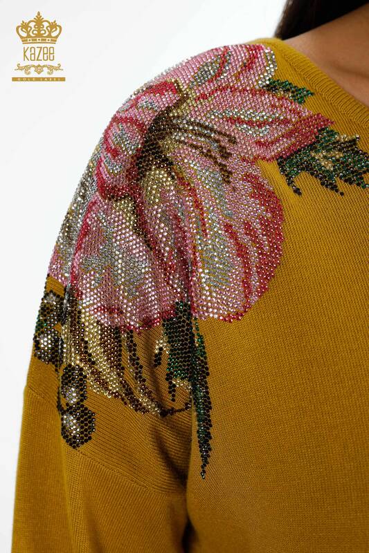 فروش عمده ژاکت بافتنی زنانه - طرح گل سرشانه - سنگ دوزی - 16943 | KAZEE