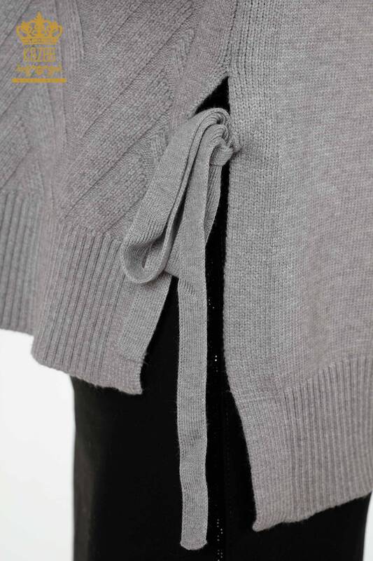 فروش عمده ژاکت بافتنی زنانه با طرح خاکستری طناب دار در کناره ها-30000 | کازی