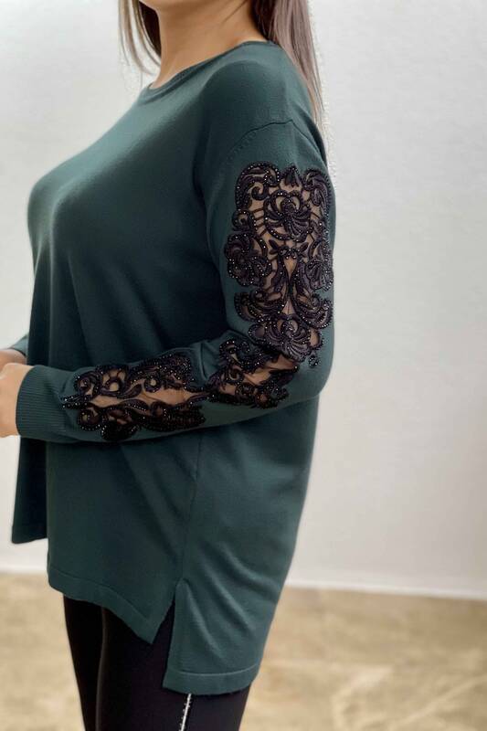 فروش عمده ژاکت بافتنی زنانه - آستین های مفصل - گلدوزی شده - 16573 | KAZEE