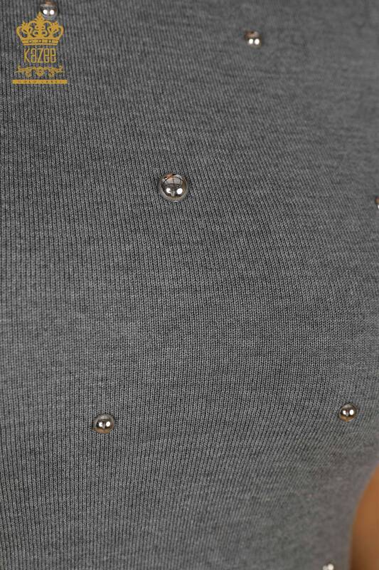فروش عمده ژاکت بافتنی زنانه - بدون آستین - سنگ دوزی رنگ - یقه خدمه - 16955 | KAZEE