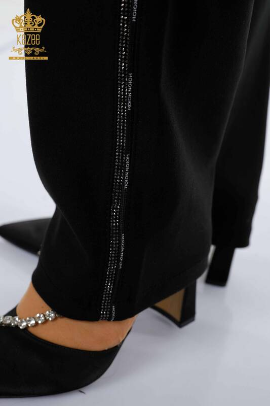 فروش عمده شلوار ساق زنانه - راه راه - سنگ دوزی - مشکی - 3664 | KAZEE