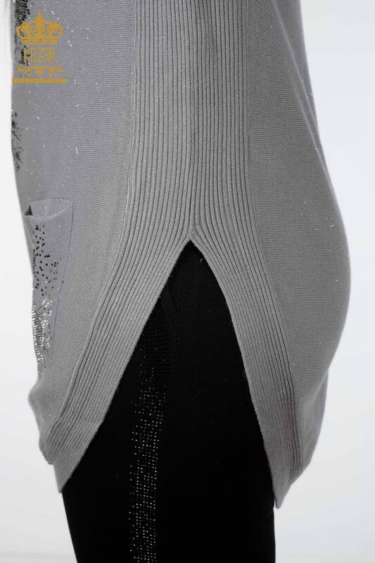 فروش عمده لباس بافتنی زنانه با ریزه کاری متن، جیب و سنگ دوزی - 16251 | KAZEE