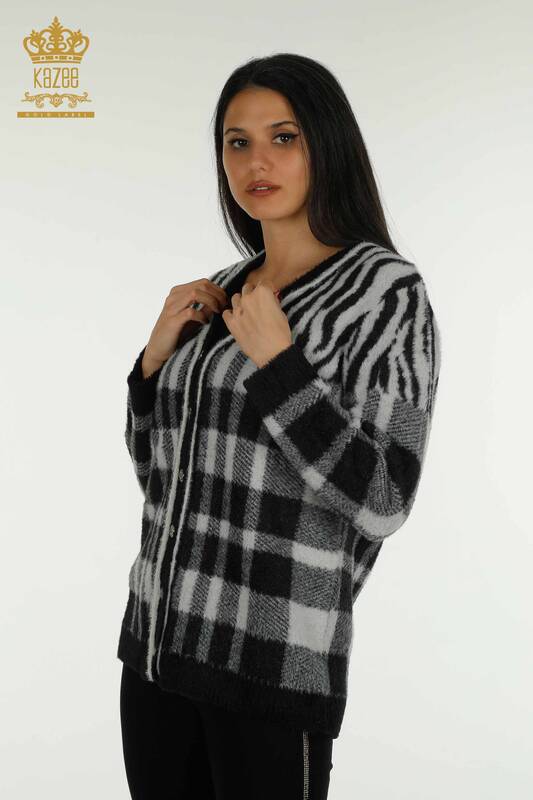 فروش عمده ژاکت کش باف پشمی بلند زنانه - آنگورا - دو رنگ - اکرو مشکی - 30587 | KAZEE