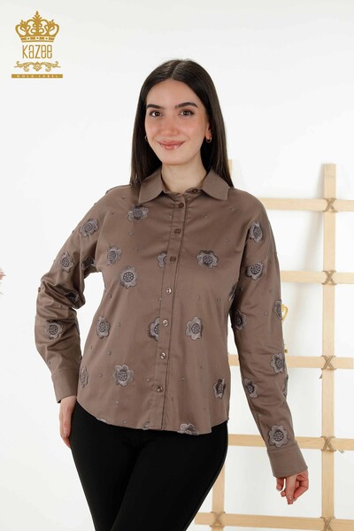 Großhandel Damenhemd - Mit Blumen bestickt - Braun - 20394 | KAZEE - Thumbnail