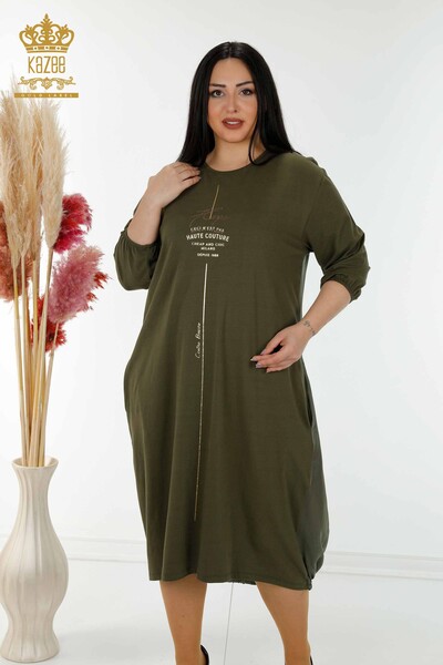 Großhandel Damenkleid - Schriftzug Detaillierte - Khaki - 20331 | KAZEE - 1