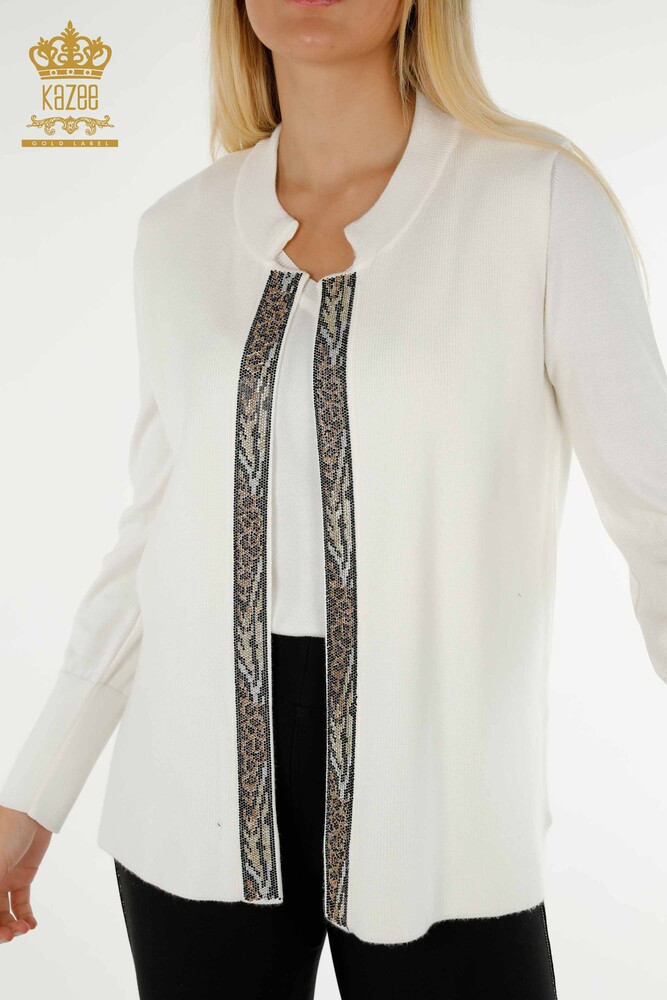 Großhandel Kurze Weste Damen im - Leopard Stein bestickt - Ecru - 30616 | KAZEE - 2